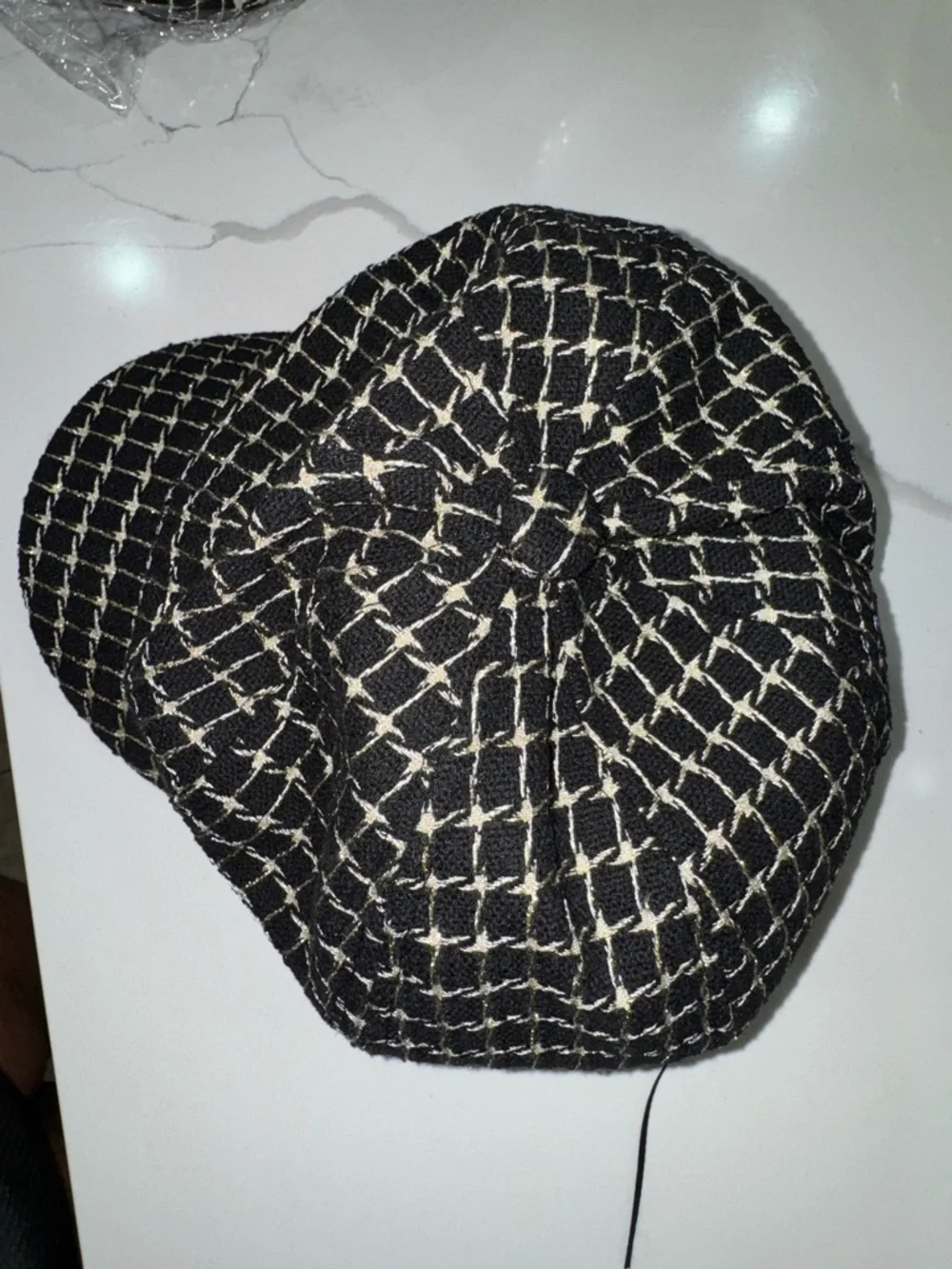 SHEIN Black and White Knit Beret HAT - Picture 3 of 6